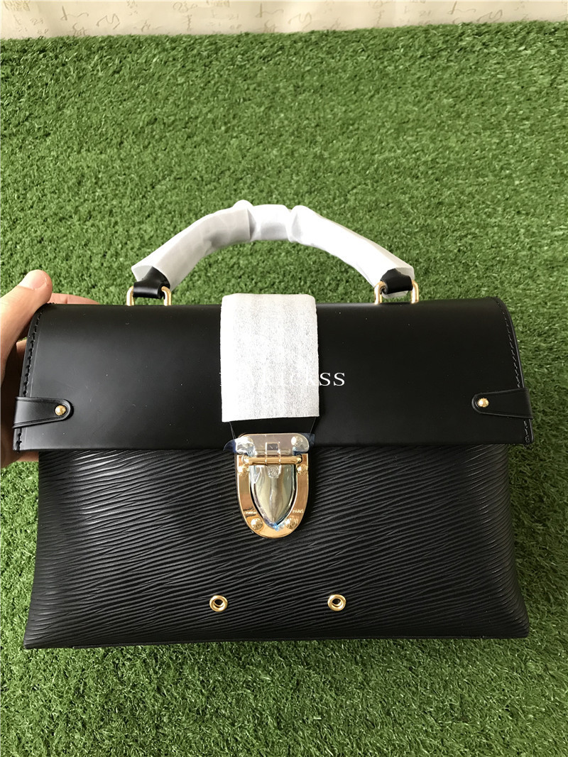 Brand Bag 18